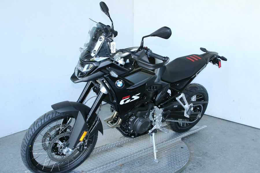 2024 BMW F 900 GS
