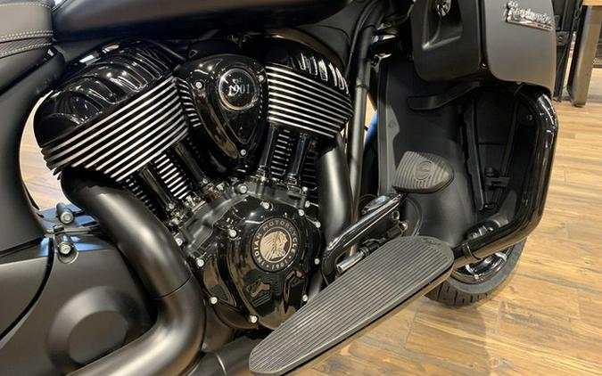 2025 Indian Roadmaster Dark Horse Black Smoke