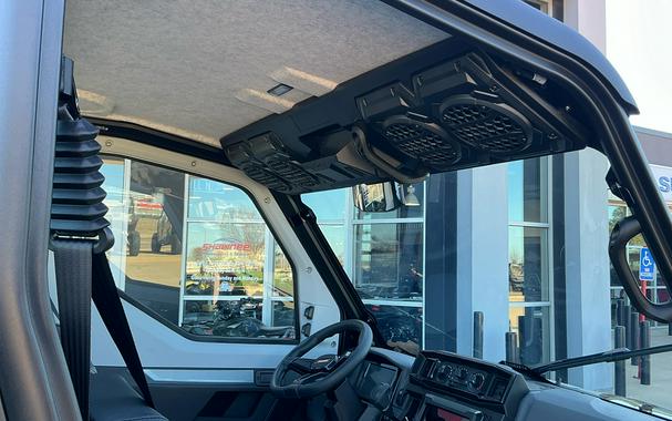 2025 Kawasaki RIDGE® Limited HVAC