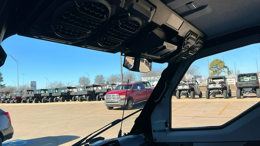 2025 Kawasaki RIDGE® Limited HVAC