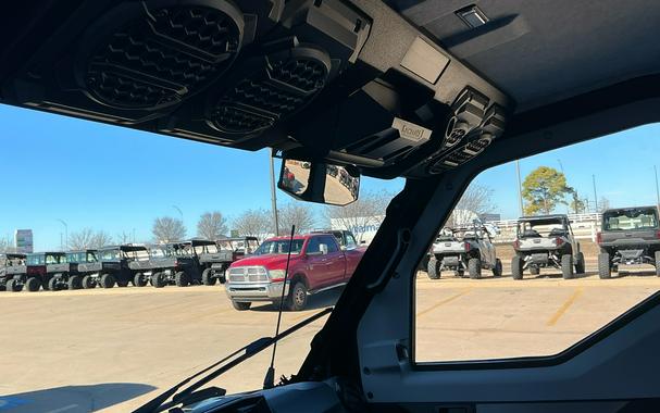 2025 Kawasaki RIDGE® Limited HVAC