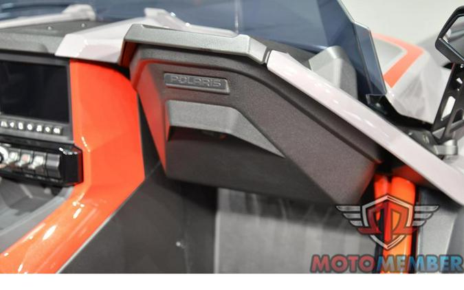 2026 Slingshot R AutoDrive Radiant Gray with Indy Red Pearl