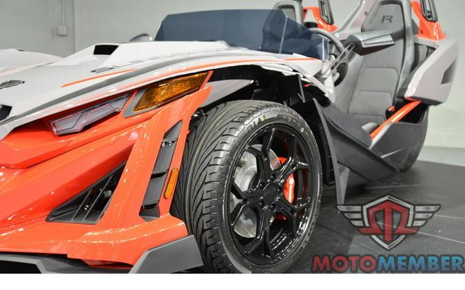 2026 Slingshot R AutoDrive Radiant Gray with Indy Red Pearl