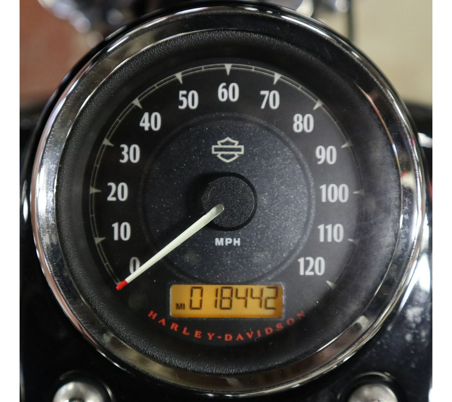 2014 Harley-Davidson Dyna® Wide Glide®