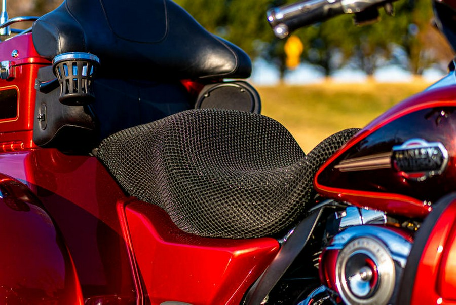 2012 Harley-Davidson® FLHTCUTG - Tri Glide® Ultra Classic®