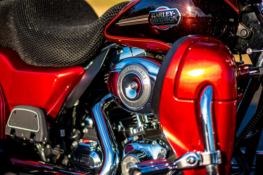 2012 Harley-Davidson® FLHTCUTG - Tri Glide® Ultra Classic®