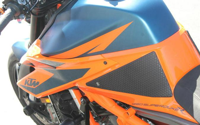 2021 KTM 1290 Super Duke R