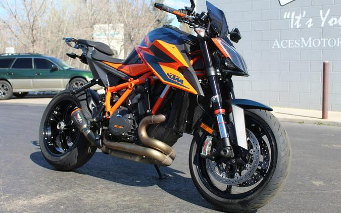 2021 KTM 1290 Super Duke R