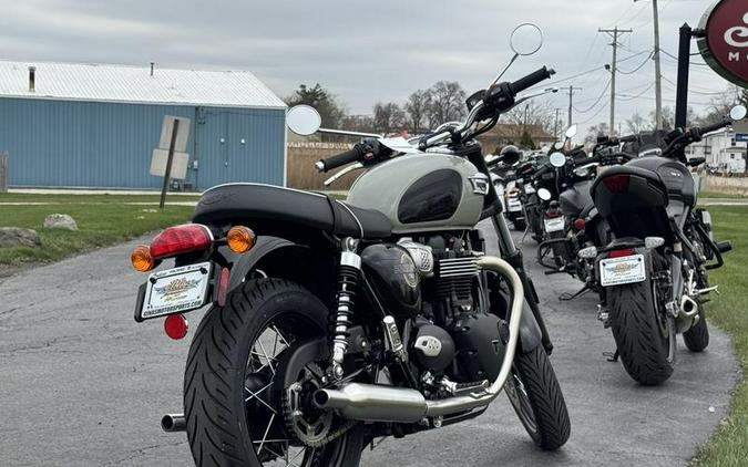 2026 Triumph Bonneville T100 Stone grey