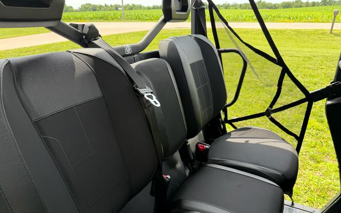 2026 Can-Am Defender MAX XT HD11