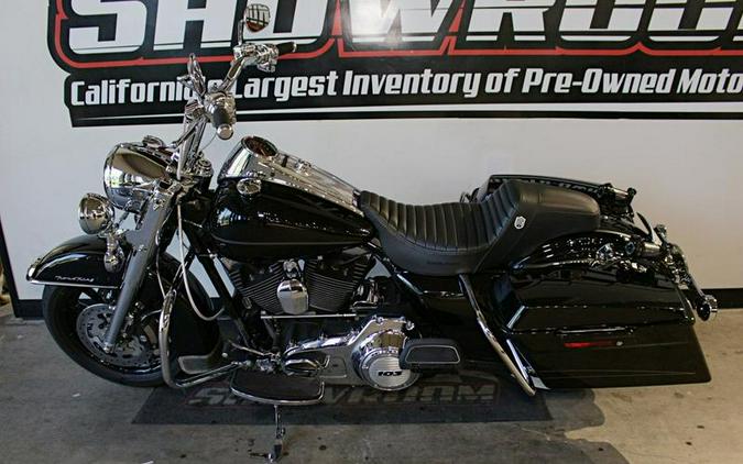 2013 Harley-Davidson® FLHRC - Road King® Classic