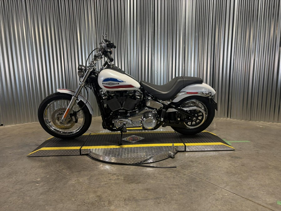 2026 Harley-Davidson Super Glide WHITE ONYX PRL