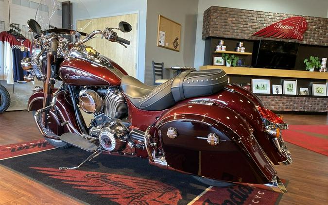 2022 Indian Motorcycle® Springfield® Maroon Metallic/Crimson Metallic