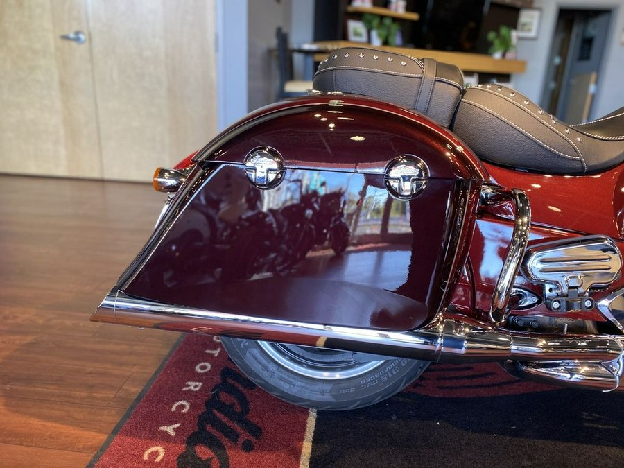 2022 Indian Motorcycle® Springfield® Maroon Metallic/Crimson Metallic