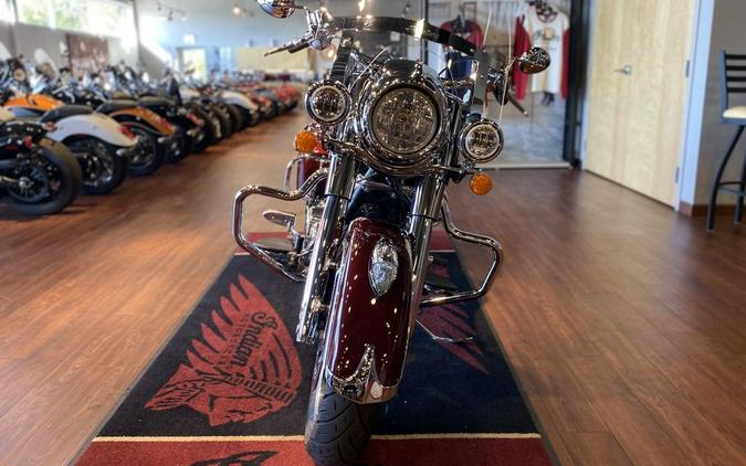 2022 Indian Motorcycle® Springfield® Maroon Metallic/Crimson Metallic