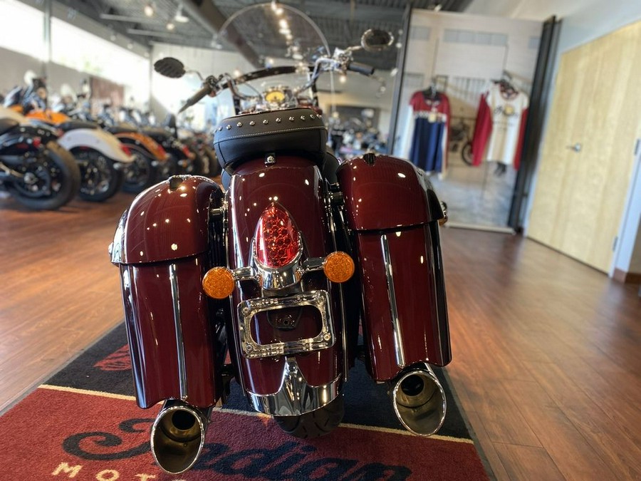 2022 Indian Motorcycle® Springfield® Maroon Metallic/Crimson Metallic