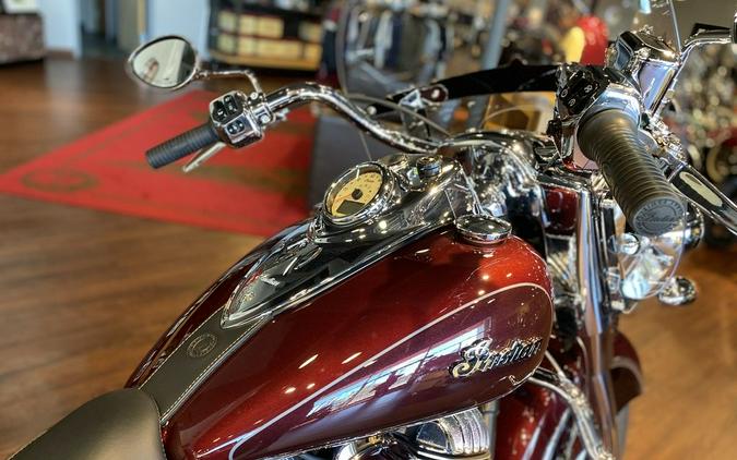 2022 Indian Motorcycle® Springfield® Maroon Metallic/Crimson Metallic