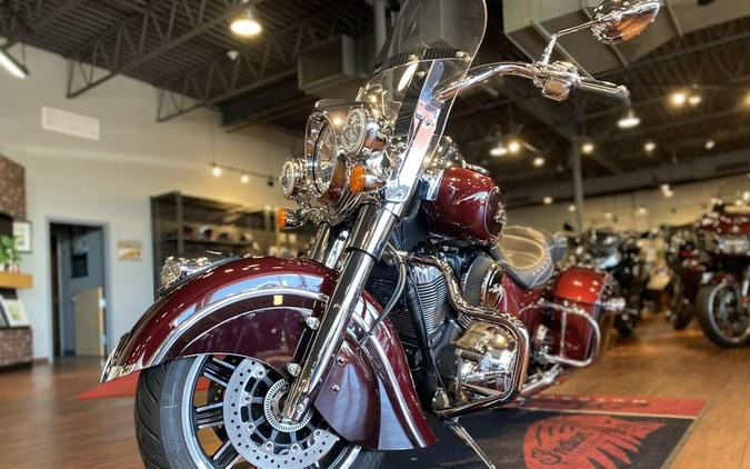 2022 Indian Motorcycle® Springfield® Maroon Metallic/Crimson Metallic