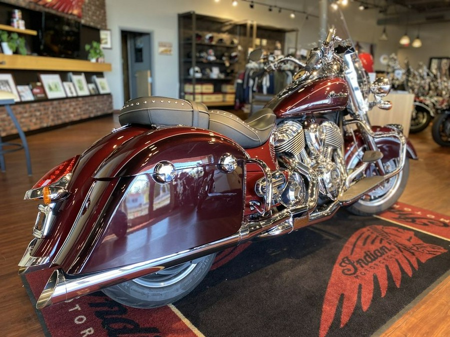 2022 Indian Motorcycle® Springfield® Maroon Metallic/Crimson Metallic