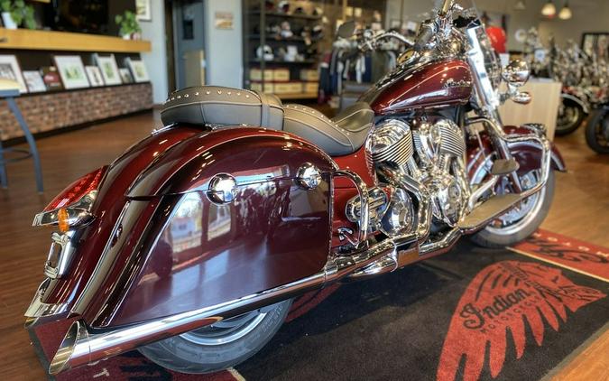 2022 Indian Motorcycle® Springfield® Maroon Metallic/Crimson Metallic