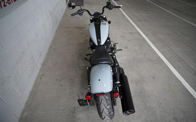 2024 Indian Motorcycle® Chief Bobber Dark Horse® Storm Gray