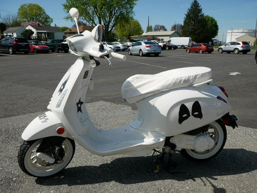 2023 Vespa Sprint 50 - KISS