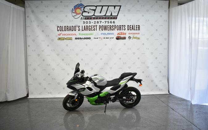 2024 Kawasaki Ninja® 7 Hybrid ABS