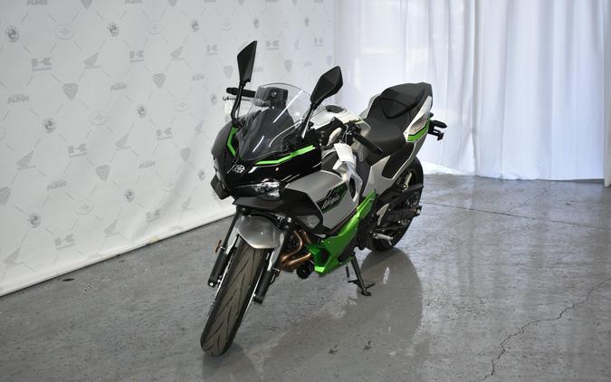 2024 Kawasaki Ninja® 7 Hybrid ABS