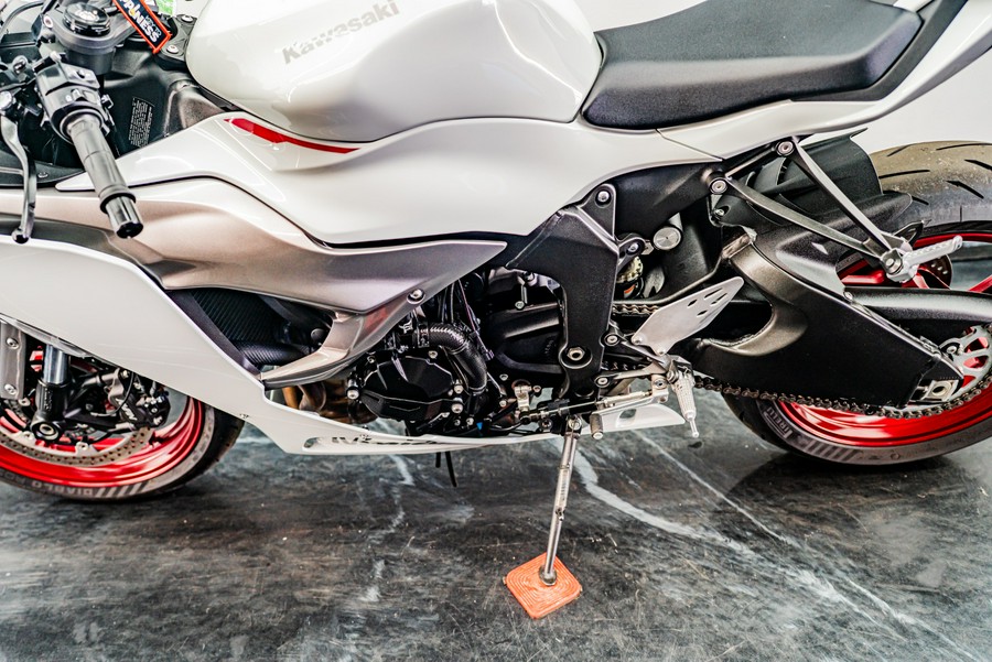 2024 Kawasaki Ninja ZX-6R ABS