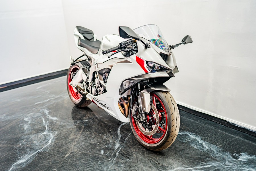 2024 Kawasaki Ninja ZX-6R ABS