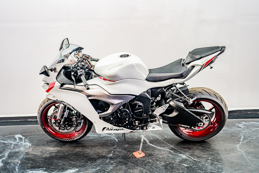 2024 Kawasaki Ninja ZX-6R ABS