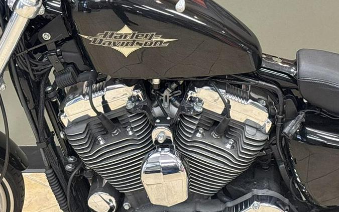 2016 Harley-Davidson® XL1200V - Sportster® Seventy-Two®