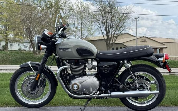 2026 Triumph Bonneville T120 Stone grey