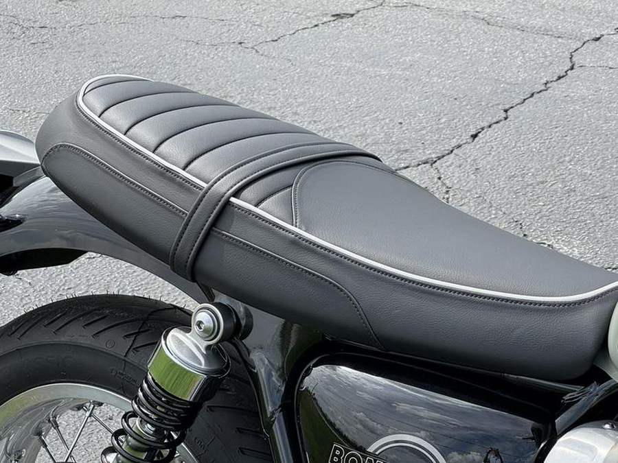 2026 Triumph Bonneville T120 Stone grey