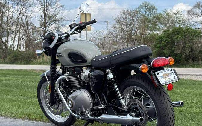2026 Triumph Bonneville T120 Stone grey
