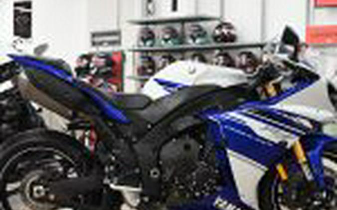 2014 Yamaha R1