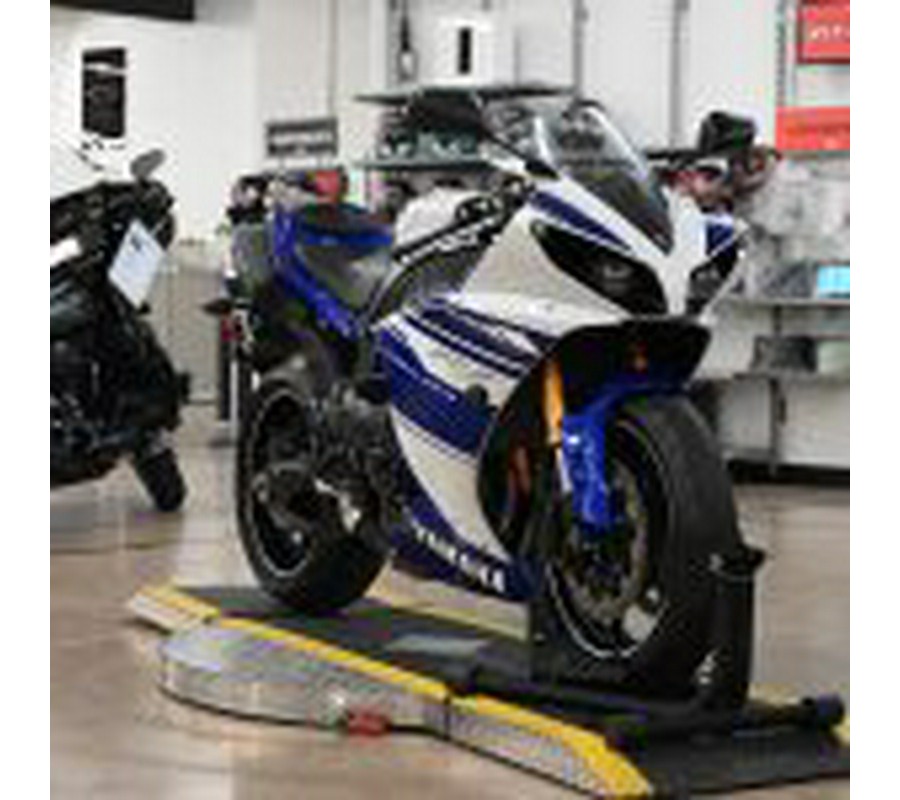 2014 Yamaha R1