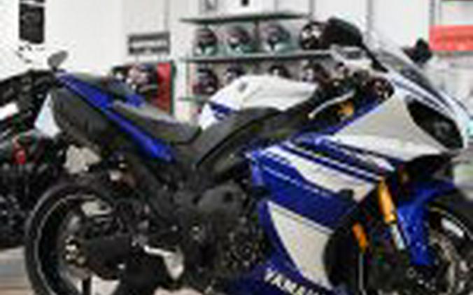 2014 Yamaha R1