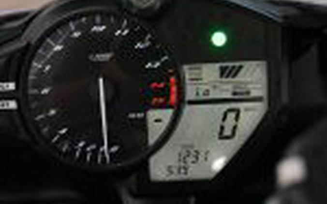 2014 Yamaha R1