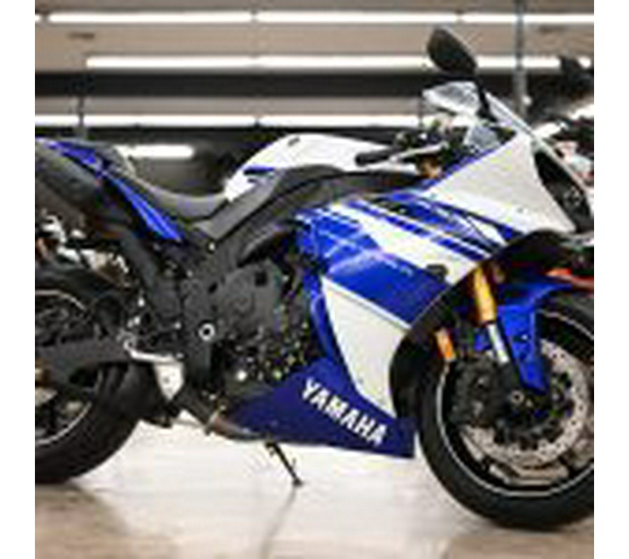 2014 Yamaha R1