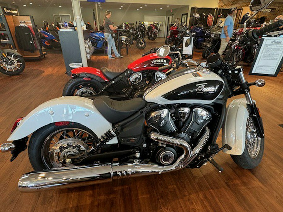 2025 Indian Motorcycle SCOUT CLASSIC LIMITED + TECH