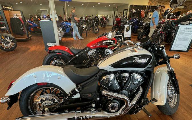 2025 Indian Motorcycle SCOUT CLASSIC LIMITED + TECH