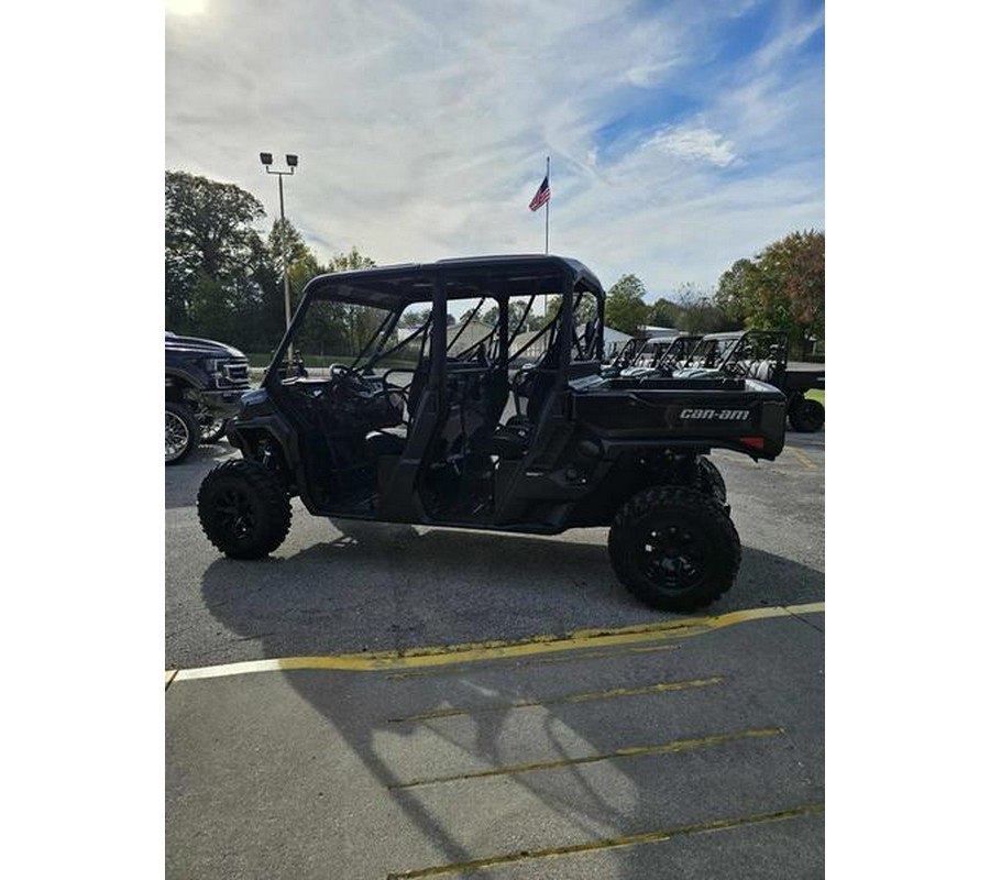 2026 Can-Am® Defender MAX XT HD11 With 10.25 in.display