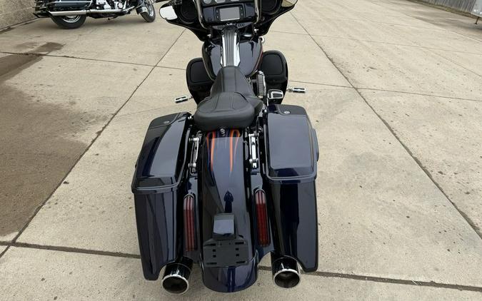 2015 Harley-Davidson® FLHXSE - CVO™ Street Glide®