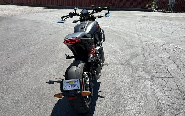 2022 Indian Motorcycle® FTR Black Smoke