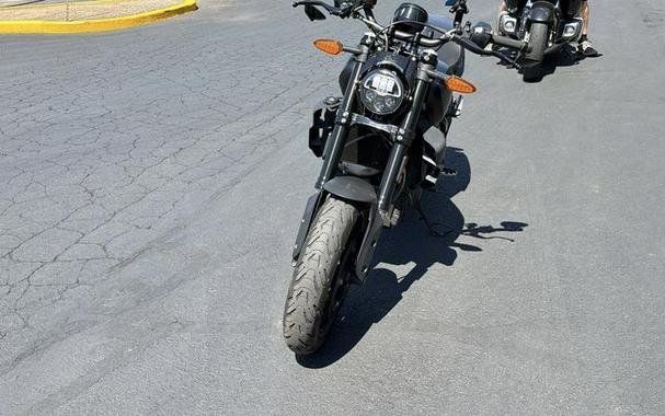 2022 Indian Motorcycle® FTR Black Smoke