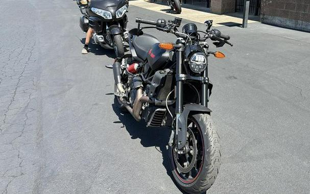 2022 Indian Motorcycle® FTR Black Smoke