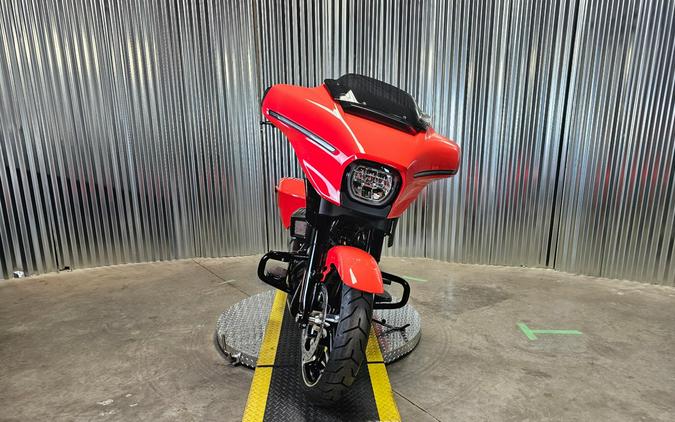 2026 Harley-Davidson Street Glide BLOOD ORANGE