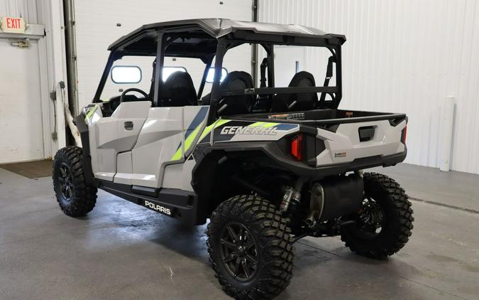 2024 Polaris® General XP 4 1000 Sport