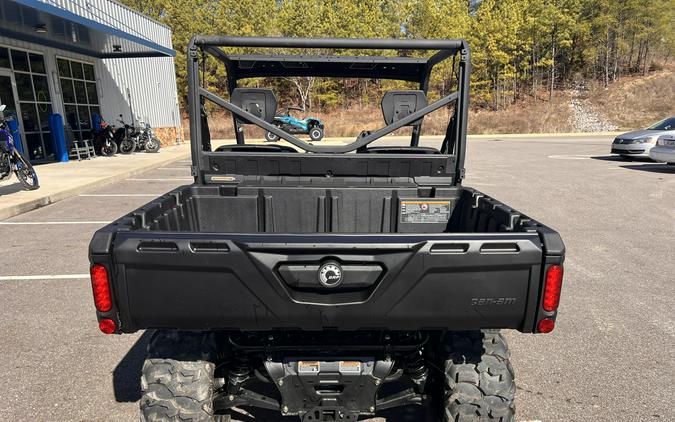 2025 Can-Am Defender DPS HD9